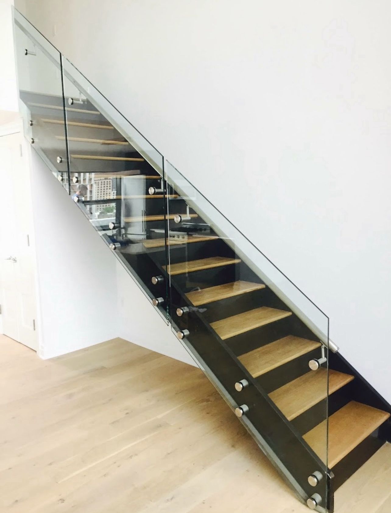 Luxury Floor-to-Ceiling Glass Wine Cellar Wall & Door System